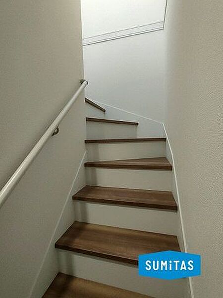手すり付き階段