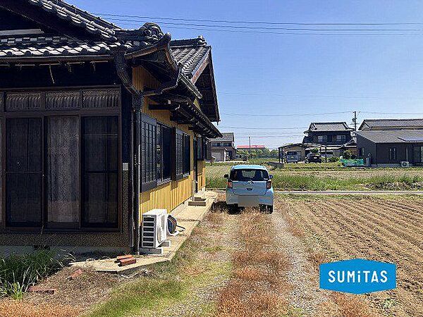 接道は北東側です。