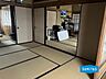 室内：ゆったりくつろげる落ち着いた空間です。