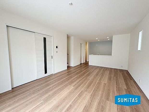 LDKは広々18帖超!家族でゆったりとお過ごしください◎