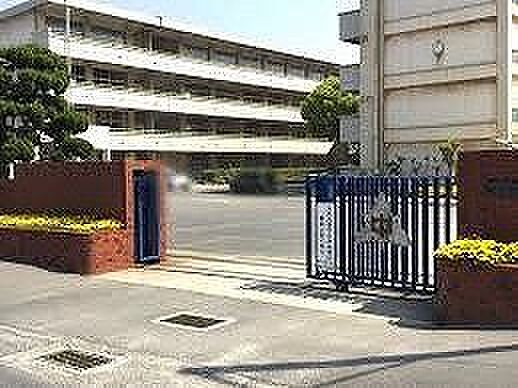 倉敷市立連島中学校 451m