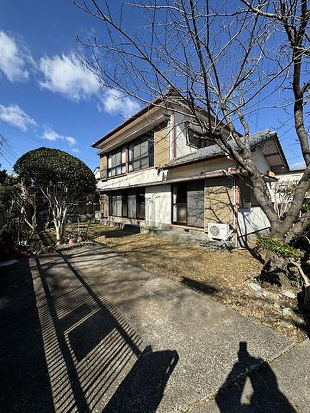 現状上物ありますが、解体更地渡しです!