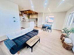 リビング/ダイニングの画像