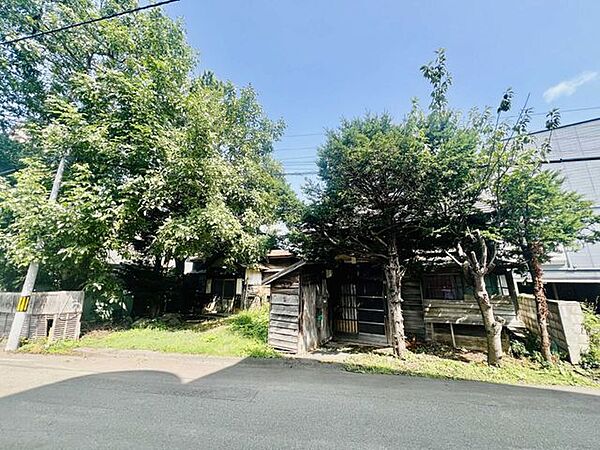 【現地】北光小学校が徒歩4分、保育園や公園も身近にある、子育て世帯にも嬉しいロケーション。