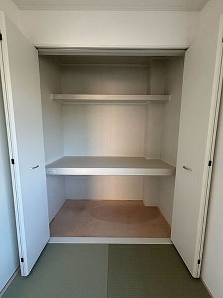 1Ｆ和室の収納。