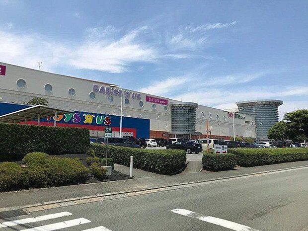 ゆめタウン　サンピアン店 1558m