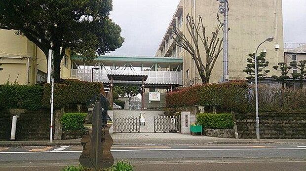 熊本市立楠中学校 634m