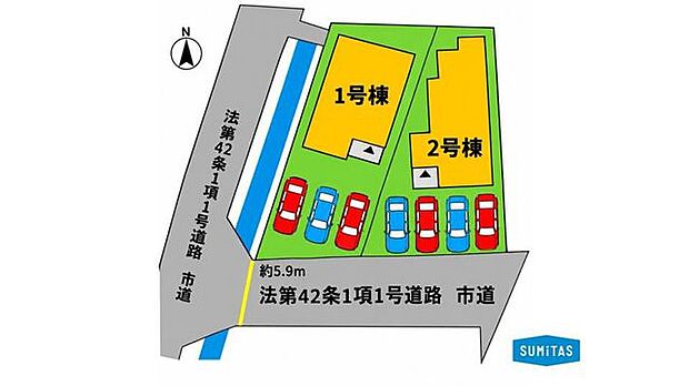 前面道路は約5.9mと広く、お車の出し入れもスムーズ！4台駐車可能なカースペースを備えた2号棟です