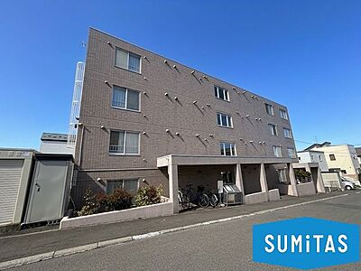 外観:【外観】落ち着いたタイル貼りの外観が美しい4階建てマンション。陽当りや風通しも良好。 外観:【外観】落ち着いたタイル貼りの外観が美しい4階建てマンション。陽当りや風通しも良好。