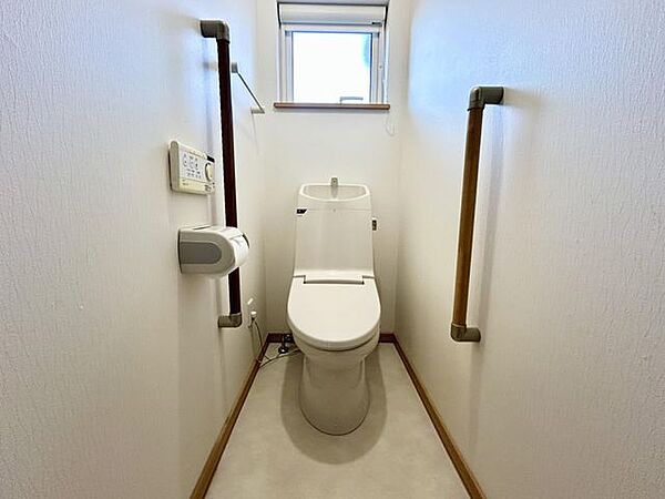 1階　トイレ