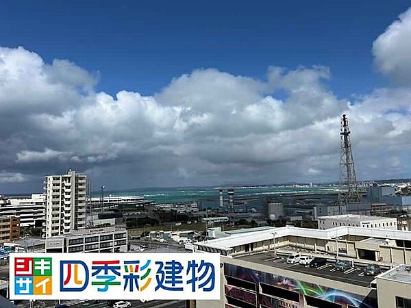 海を含む方向を写した景観