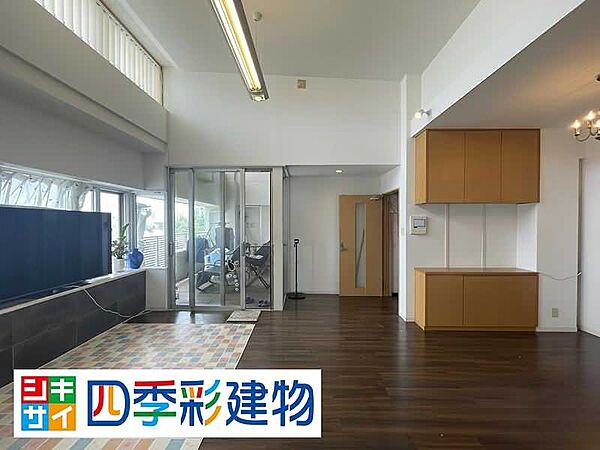 18帖LDKの室内全景※画像加工済。現況は現地にてご確認ください。