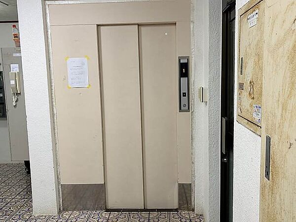 建物の状態や周辺環境についても丁寧にご説明します。
