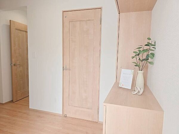 玄関☆お掃除しやすいちょうどよい広さ◎(同仕様物件参考資料）