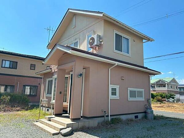 detached 山形県寒河江市大字島字島南
地図を見る