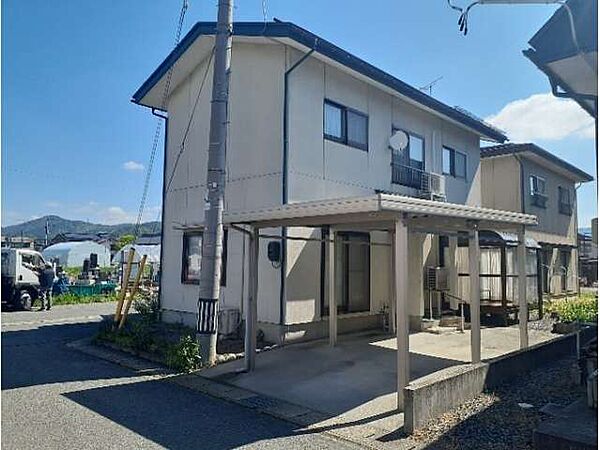 detached 山形県南陽市郡山
地図を見る