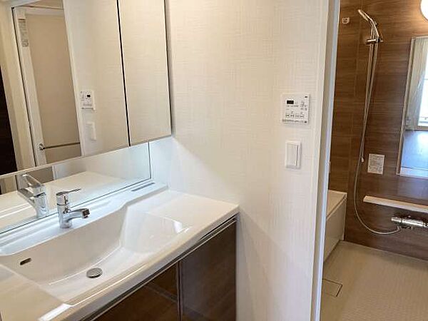 apartment 岩手県盛岡市東仙北1丁目
地図を見る
