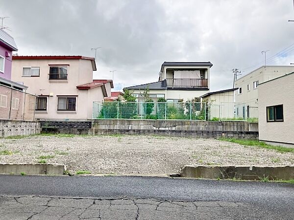 外観：302000010013