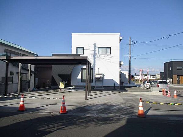 外観：302000008667