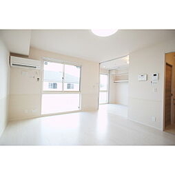 ベレタニアA 202 2階2LDKのリビング/ダイニング