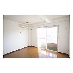 アビックＭ1 207 2階1Kのリビング/ダイニング