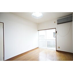 ピエスコシェット 101 1階1Kのリビング/ダイニング