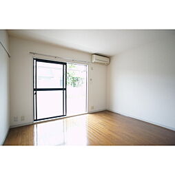 グリーンビレッジ 102 1階1Kのリビング/ダイニング