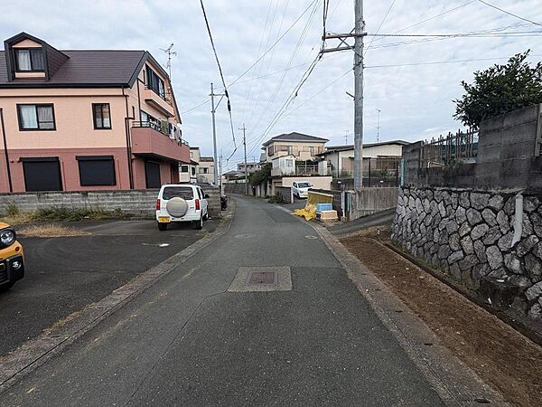 西側公道