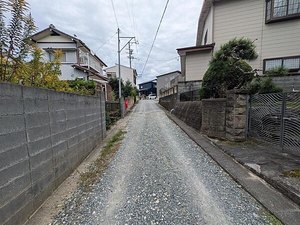 現地含む前面道路