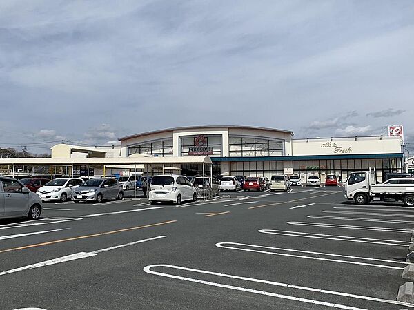 遠鉄ストアフードワンきらりタウン店まで　550ｍ