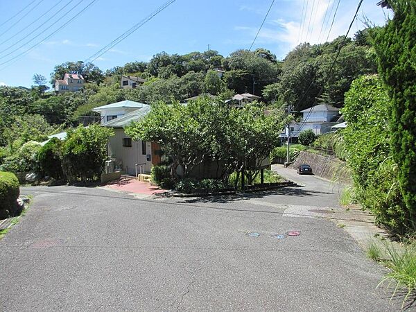 前面道路・角地