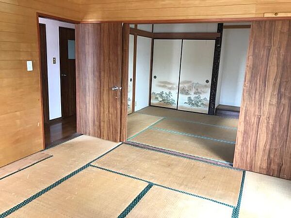 一階和室