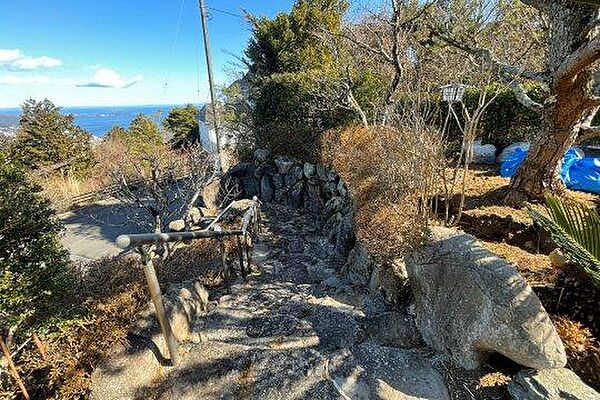 高台に位置していて眺めも素晴らしいです