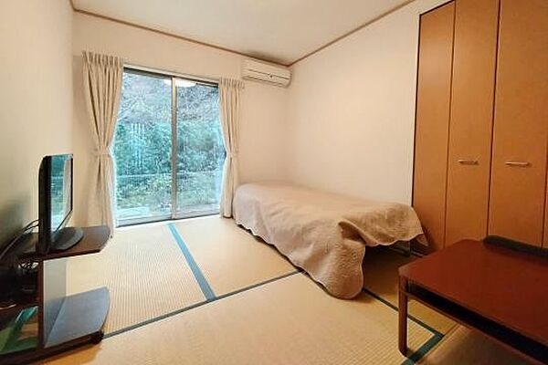 各居室収納付きなのでモノの置場には困らなそうです