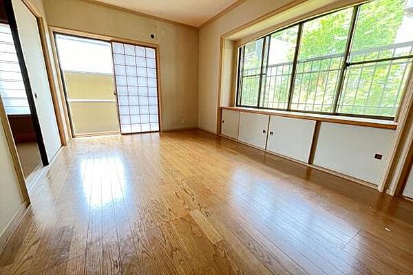 二面採光で日当たり良好です