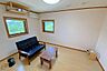 室内：地下1階にあたるお部屋ですが、開口があります