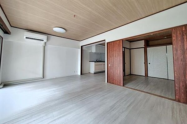 リフォーム履歴があり室内コンディション良好です