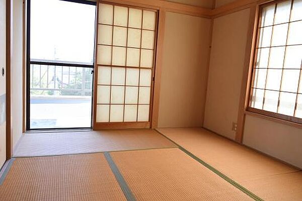 2階の和室6帖