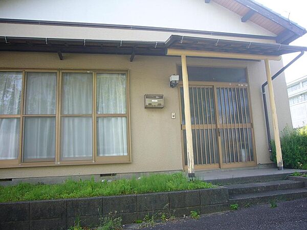 正面玄関
