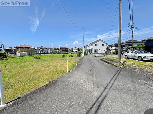 2025.7.10撮影　全面道路幅員4ｍです