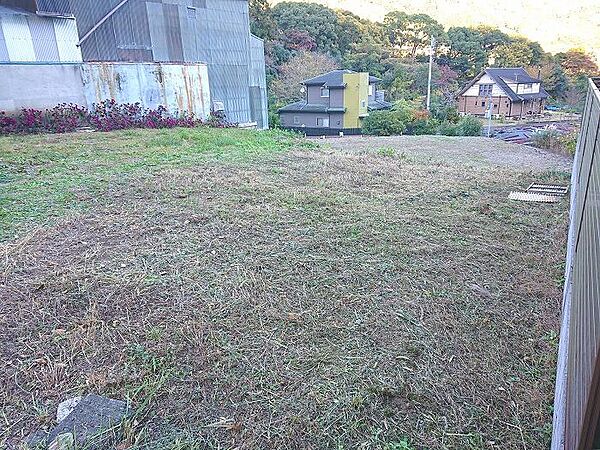 ほぼ平坦な土地
