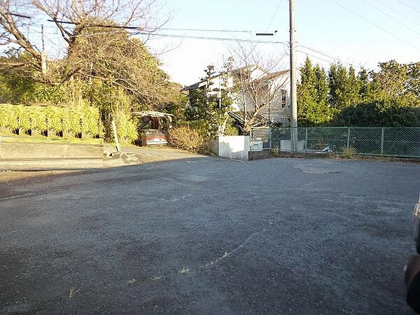 土地Ａ：現況月極駐車場として7台賃貸中