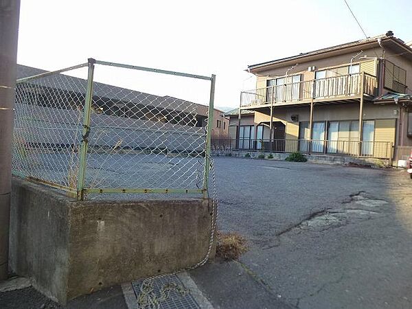 土地Ａ：南東側から撮影
