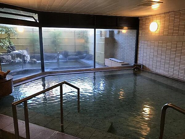 温泉大浴場_広いお風呂でゆったりと癒しのひとときを満喫できます