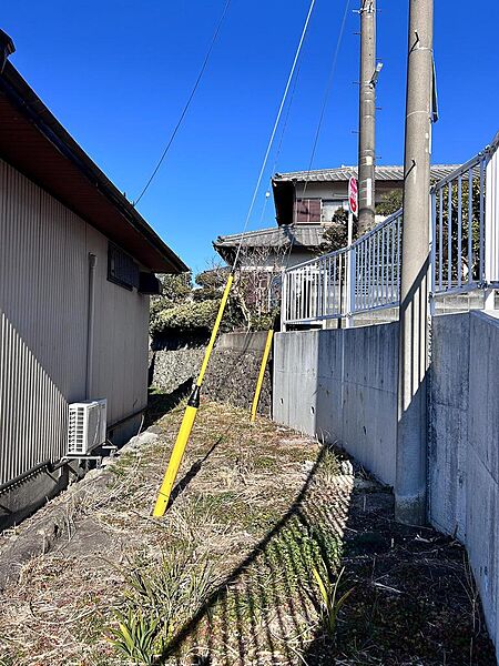 東側道路の境界