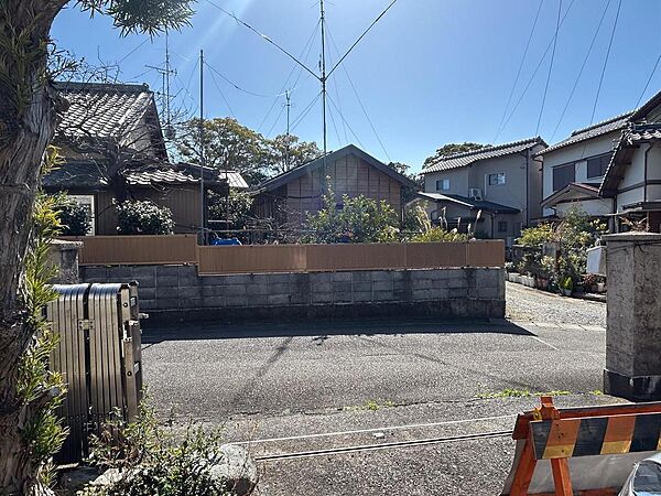現地から見た前面道路