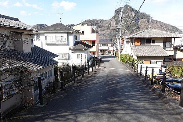 北側　道路