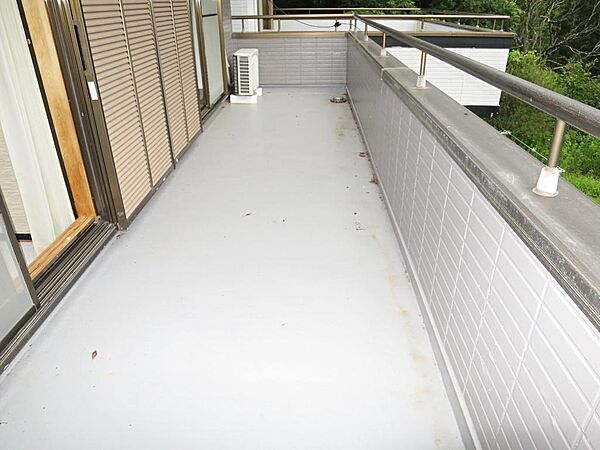 2階バルコニー