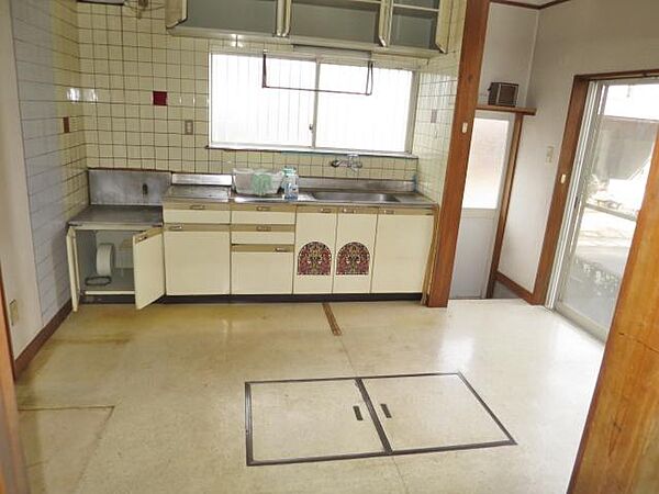1階ダイニングキッチン