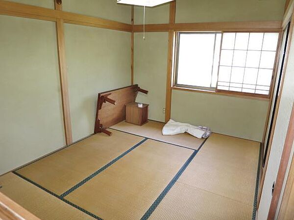 2階和室6帖